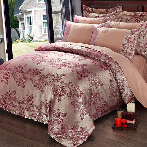 2017New Luxury Embroidery Tencel Satin Silk Jacquard Bedding Sets golden pink red bedsheet Cotton Queen Kingsize 4pcs cover gift